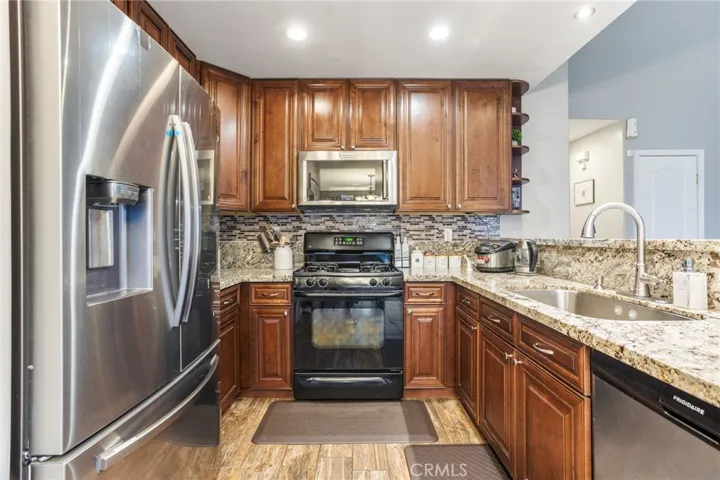 11909 Montague Avenue, Bakersfield, California 93312