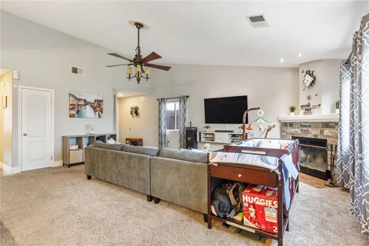 11909 Montague Avenue, Bakersfield, California 93312