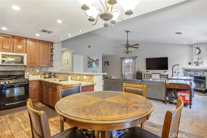 11909 Montague Avenue, Bakersfield, California 93312