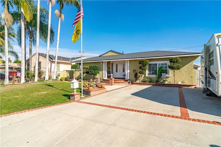 814 Greycliff Avenue, La Puente, California 91744