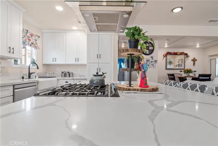 814 Greycliff Avenue, La Puente, California 91744