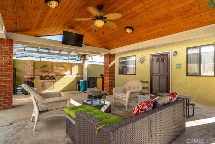 814 Greycliff Avenue, La Puente, California 91744