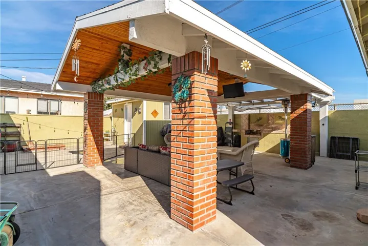 814 Greycliff Avenue, La Puente, California 91744