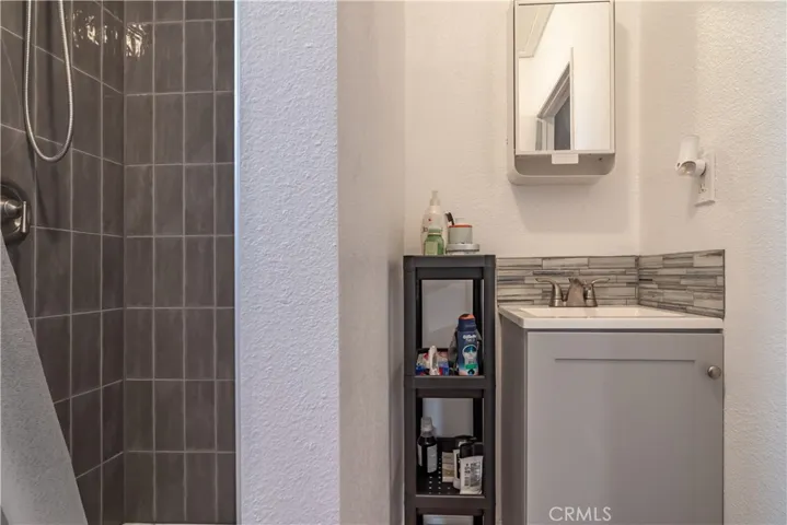 814 Greycliff Avenue, La Puente, California 91744