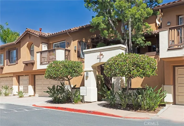 2960 Champion Way 2611, Tustin, California 92782