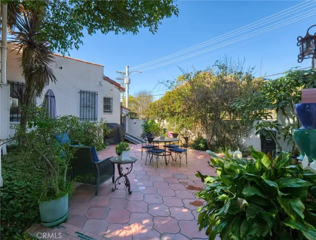 100 S La Jolla Avenue, Los Angeles, California 90048