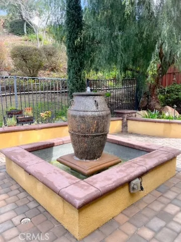 17014 Broken Rock Court, Riverside, California 92503