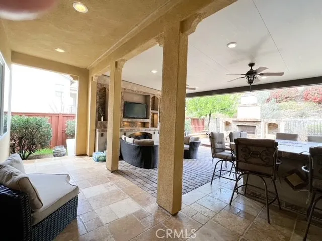 17014 Broken Rock Court, Riverside, California 92503