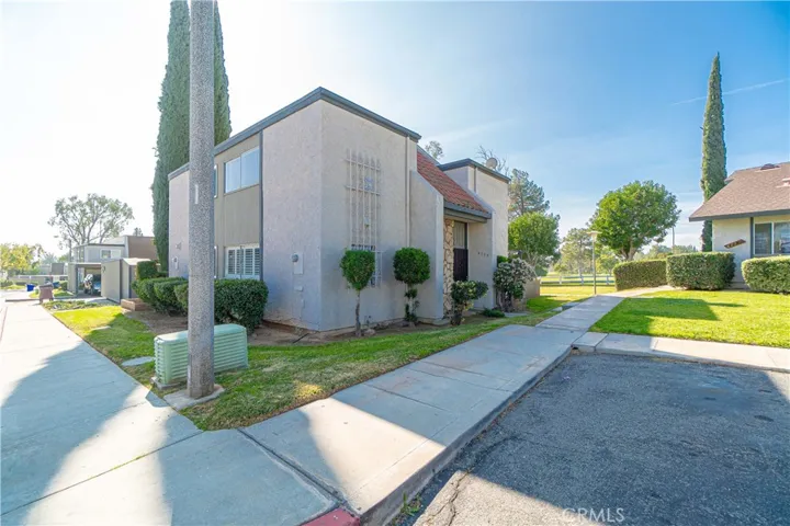 6159 Avenue Juan Diaz, Riverside, California 92509
