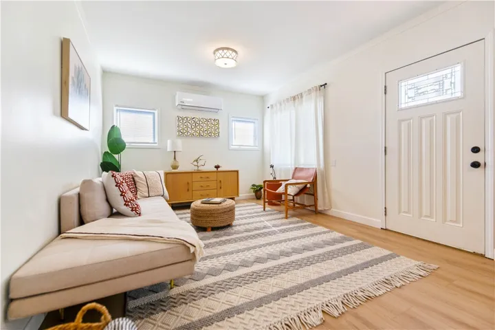 1652 Loma Avenue, Long Beach, California 90804