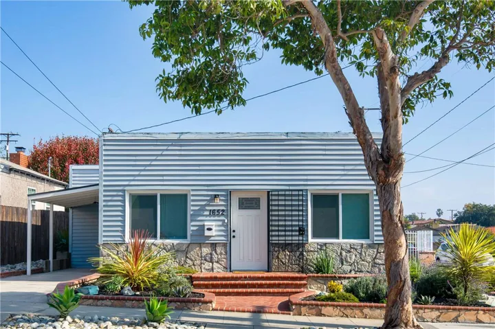 1652 Loma Avenue, Long Beach, California 90804