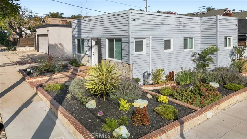 1652 Loma Avenue, Long Beach, California 90804