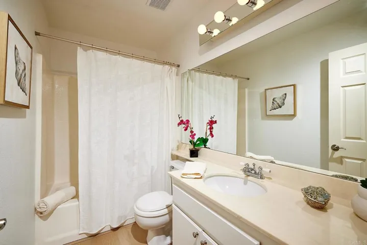 1341 Bodega Way, Vista, California 92081