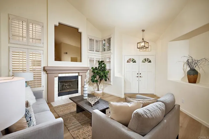 1341 Bodega Way, Vista, California 92081