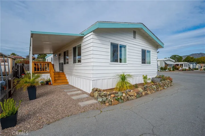 1800 Garnette Drive, San Luis Obispo, California 93405