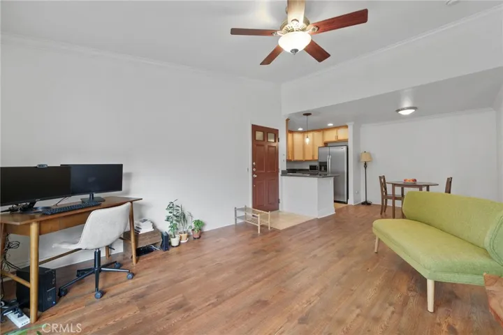2350 Del Mar Way 306, Corona, California 92882