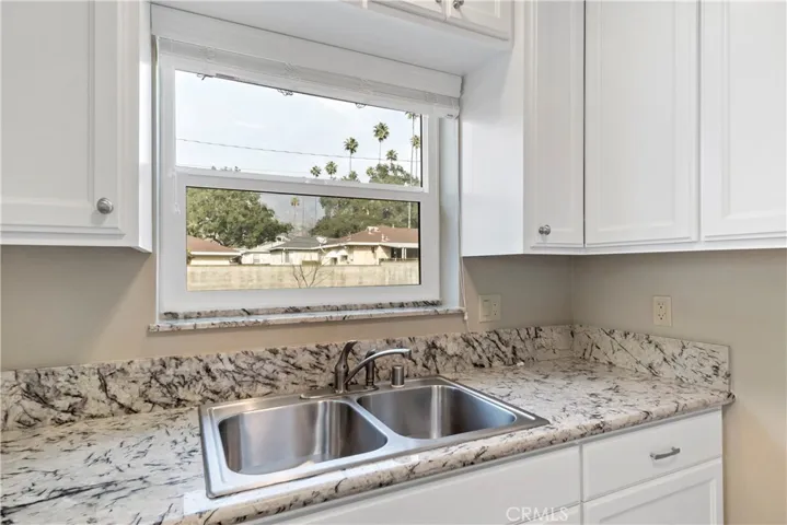 311 W Bennett Avenue, Glendora, California 91741
