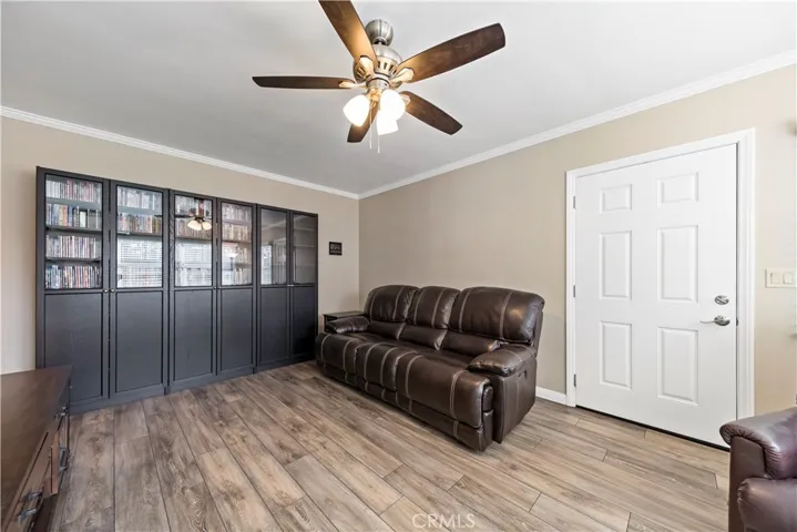 311 W Bennett Avenue, Glendora, California 91741