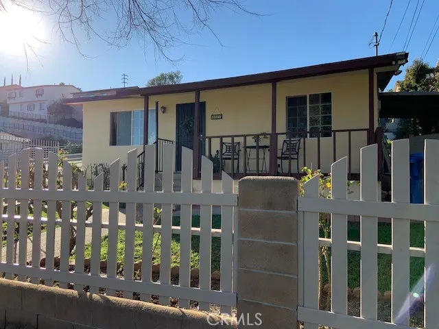 3727 Mckenzie Avenue, Los Angeles, California 90032