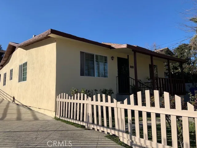 3727 Mckenzie Avenue, Los Angeles, California 90032