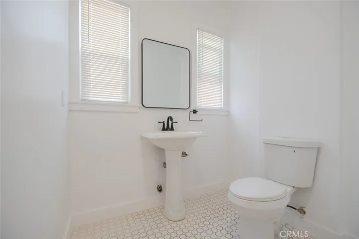 418 N Hill Avenue 3, Pasadena, California 91106
