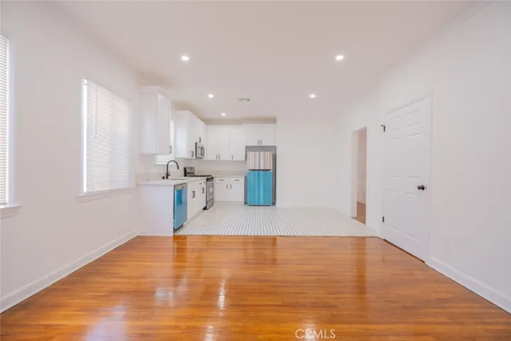 418 N Hill Avenue 3, Pasadena, California 91106