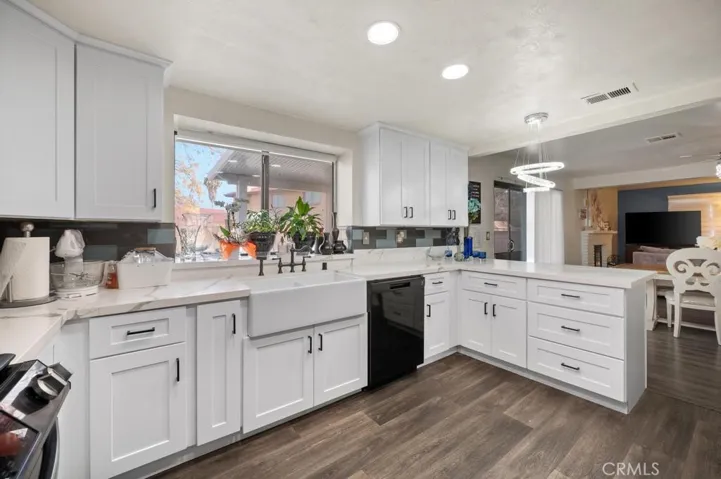 43864 Rembrandt Street, Lancaster, California 93535