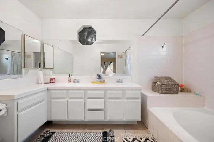 43864 Rembrandt Street, Lancaster, California 93535