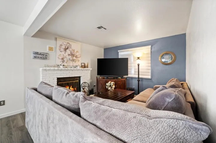 43864 Rembrandt Street, Lancaster, California 93535