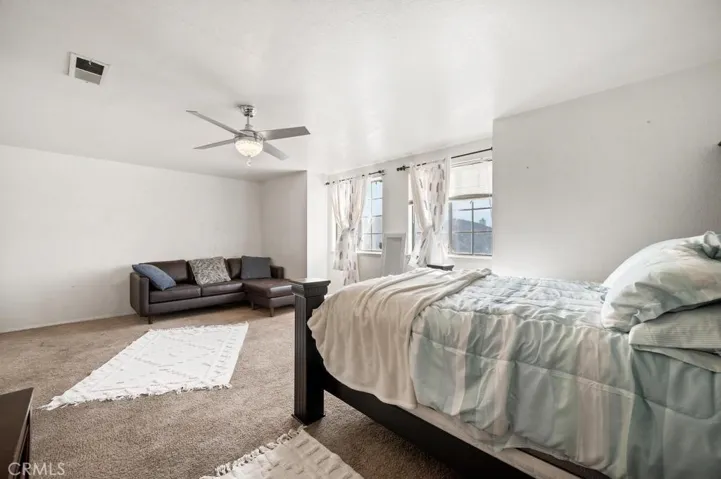 43864 Rembrandt Street, Lancaster, California 93535