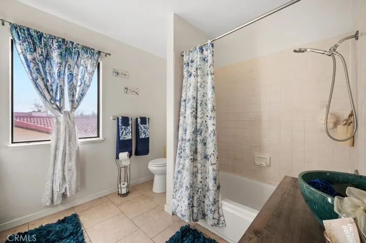 43864 Rembrandt Street, Lancaster, California 93535