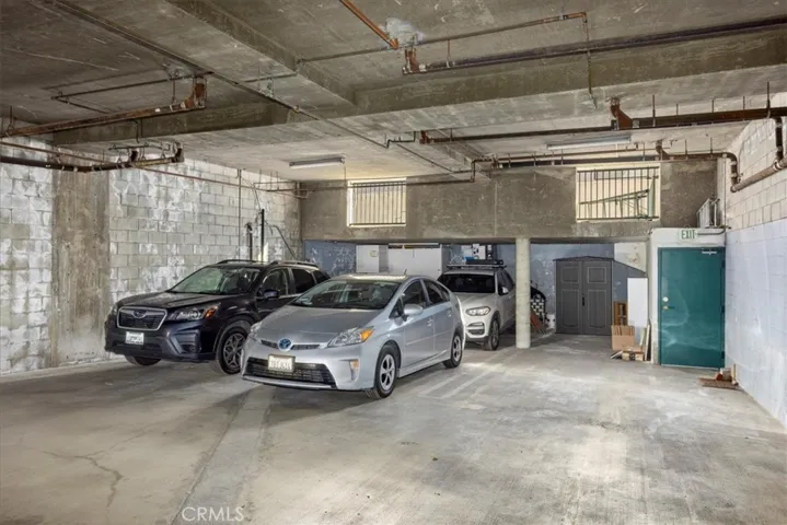 2 assisgned tandem spots