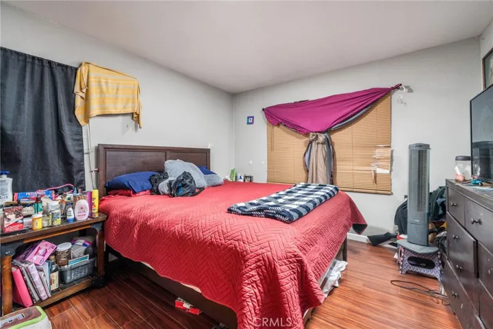 8488 5th Avenue, Hesperia, California 92345