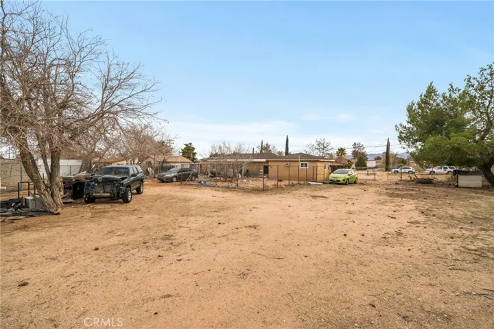8488 5th Avenue, Hesperia, California 92345