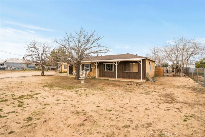 8488 5th Avenue, Hesperia, California 92345