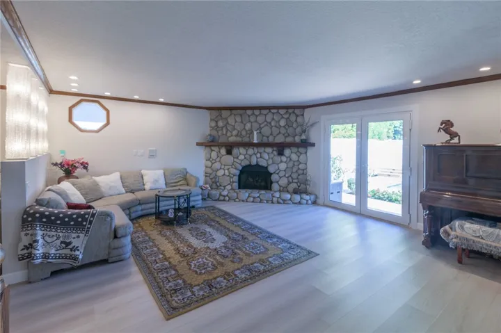 730 N Myers Street, Burbank, California 91506