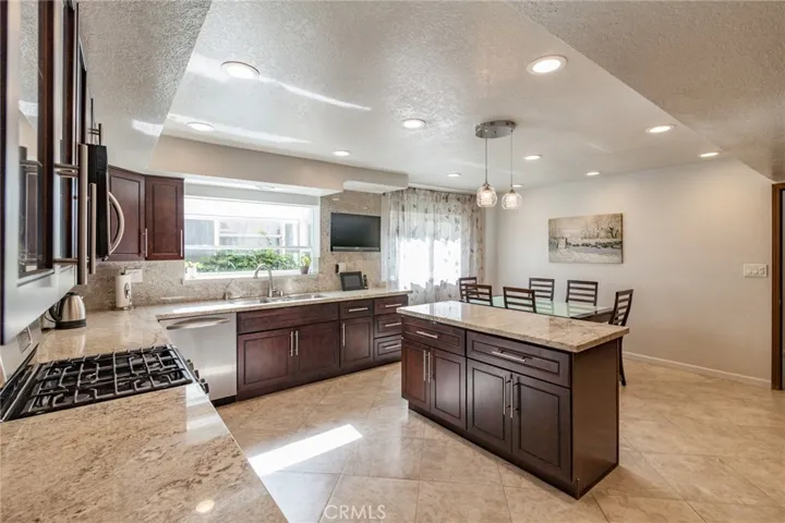 730 N Myers Street, Burbank, California 91506