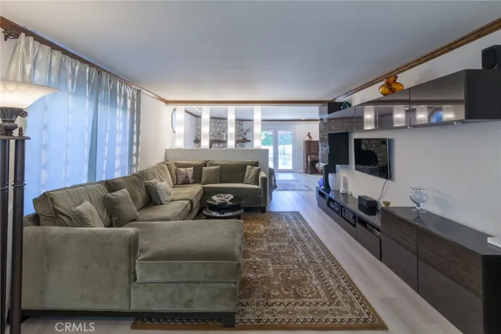 730 N Myers Street, Burbank, California 91506