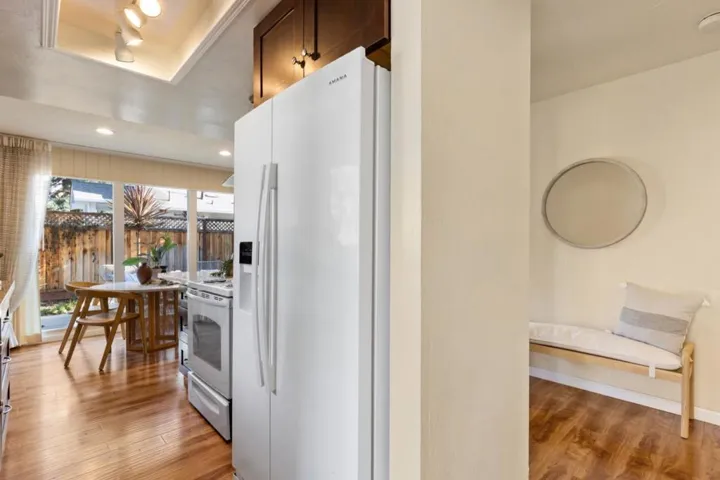 123 Flynn Avenue A, Mountain View, California 94043