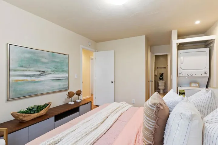 123 Flynn Avenue A, Mountain View, California 94043