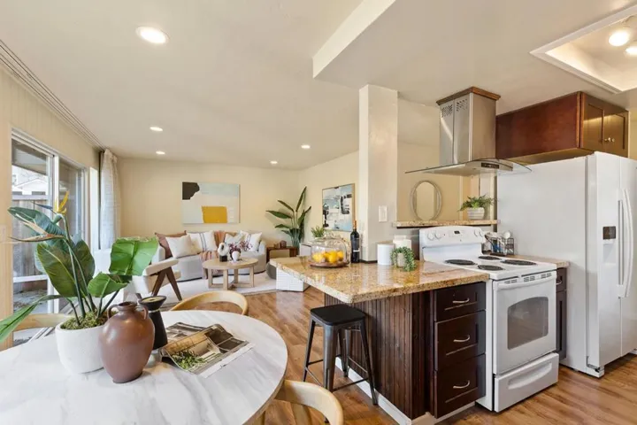 123 Flynn Avenue A, Mountain View, California 94043