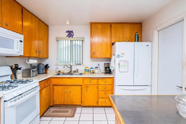 31131 Balsa Avenue, Barstow, California 92311