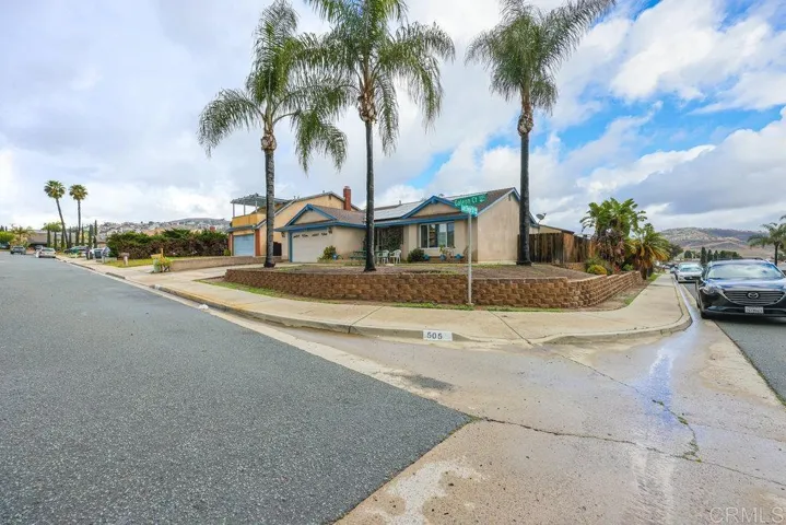 505 Galeon Ct, Spring Valley, California 91977