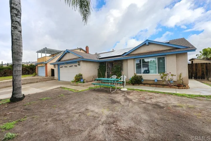 505 Galeon Ct, Spring Valley, California 91977