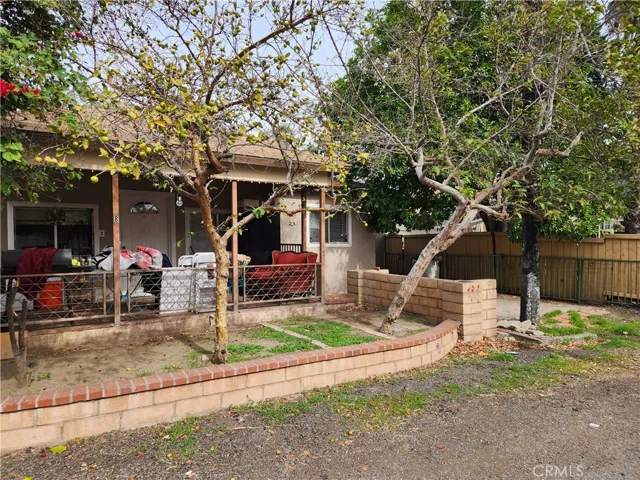 8423 Laurel Avenue, Fontana, California 92335