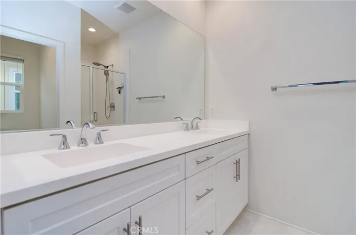 316 W Tribella Court, Santa Ana, California 92703