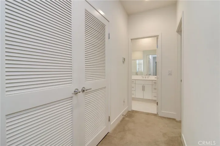 316 W Tribella Court, Santa Ana, California 92703