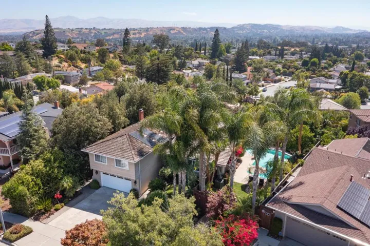 6318 Paso Los Cerritos, San Jose, California 95120