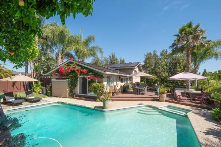 6318 Paso Los Cerritos, San Jose, California 95120