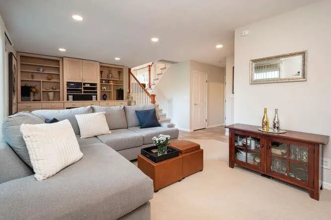 6318 Paso Los Cerritos, San Jose, California 95120